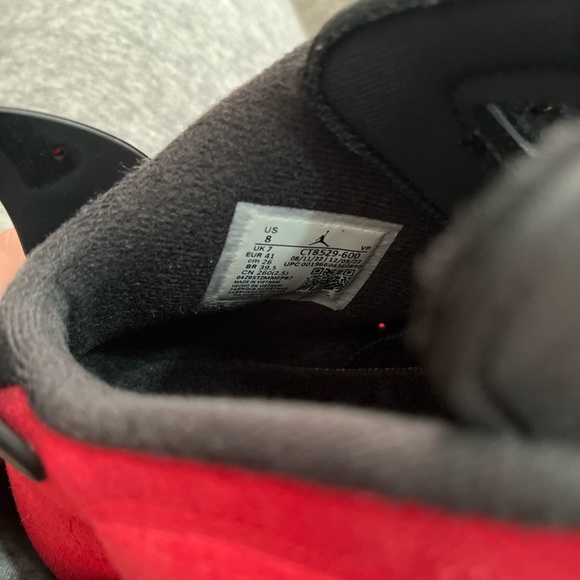 Bravo Toro Jordan 6 size 8 - Picture 4 of 5